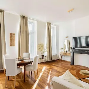 Luxueux Appart Proche De Gare Du Midi, à Côté Du Centre Appartement Bruxelles